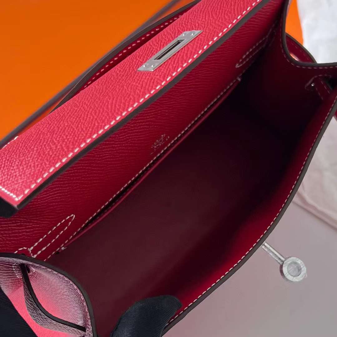 Hermès（爱马仕）Mini Kelly Pochette Epsom Q5 国旗红 银扣 走白色线 22cm 全手工蜡线缝制 Phw