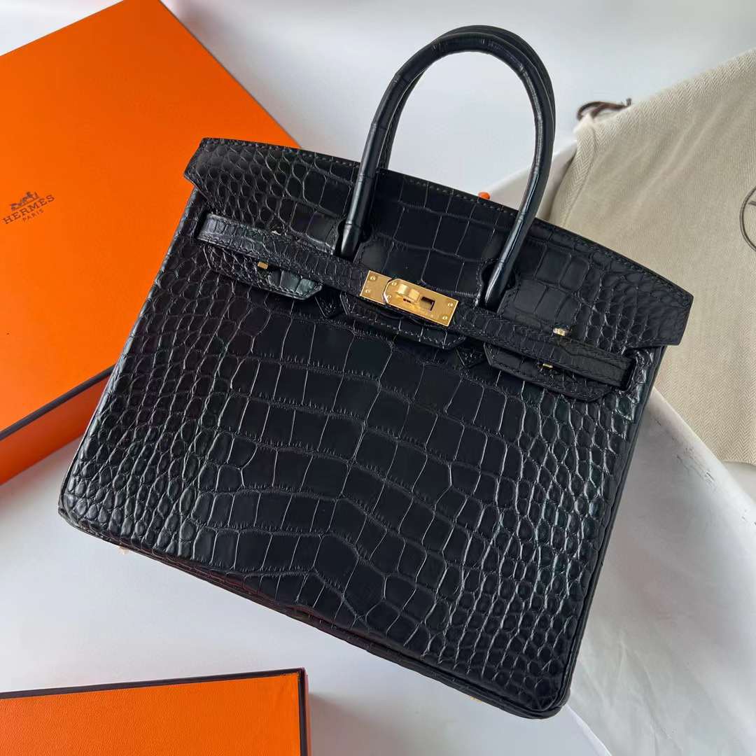 Hermès（爱马仕）Birkin 铂金包 雾面美洲鳄鱼皮 Matte Alligator Crocodile Ck89 黑色 金扣 25cm 全手工蜡线缝制 Ghw