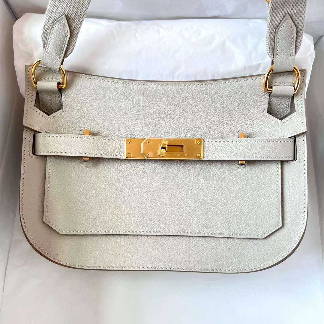 Hermès（爱马仕）Mini Jypsiere 迷你 吉普赛 Evercolor 8L 冰川白 金扣 23cm 全手工蜡线缝制 Ghw