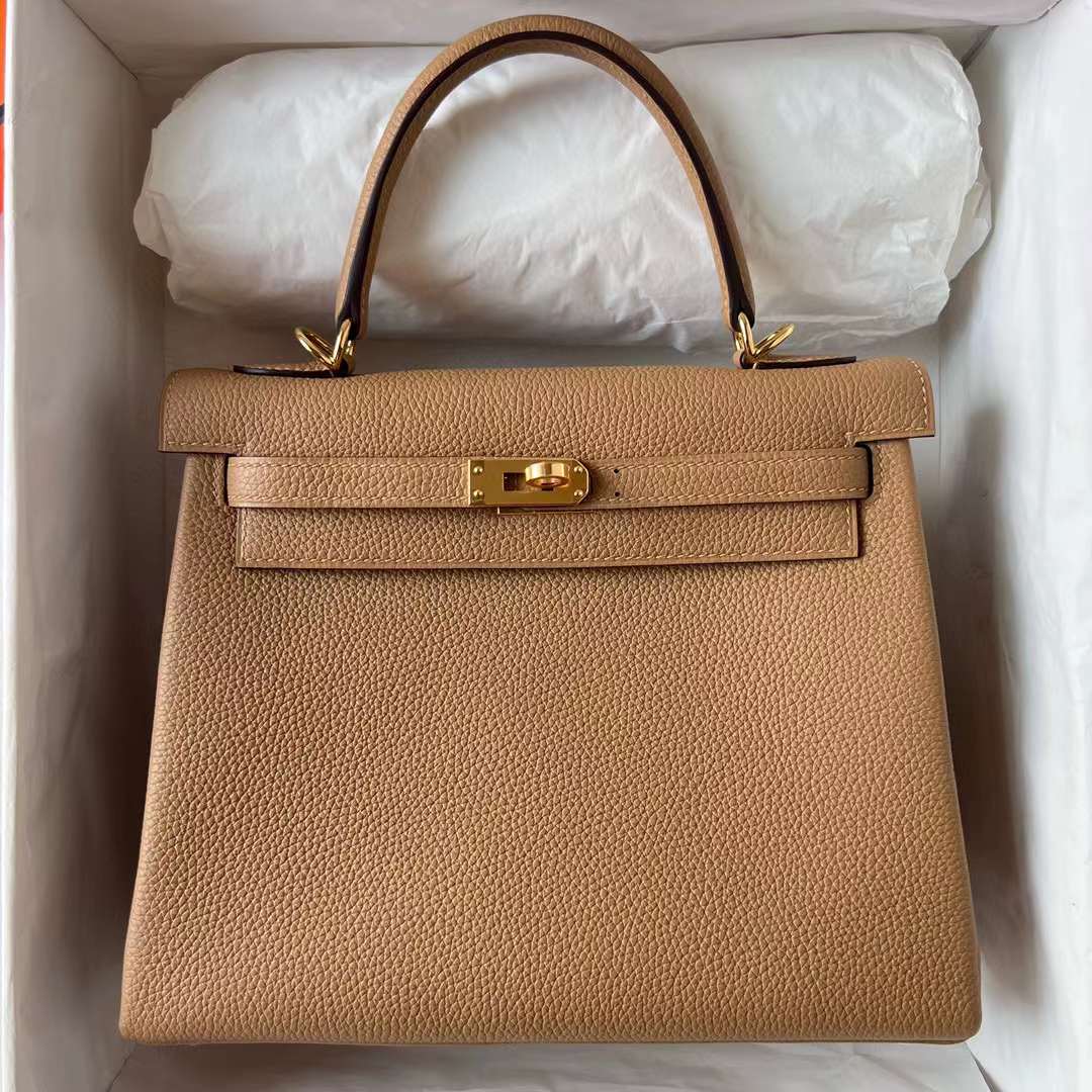 Hermès（爱马仕）Kelly 凯莉包 Togo 进口德国小牛皮 0M 奶茶色 金扣 25cm 全手工蜡线缝制 Ghw