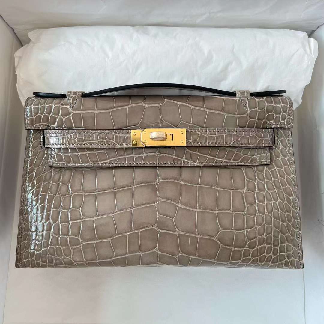 Hermès（爱马仕）Mini Kelly Pochette 亮面美洲鳄鱼皮 Ck81 斑鸠灰 金扣 22cm 全手工蜡线缝制 Ghw