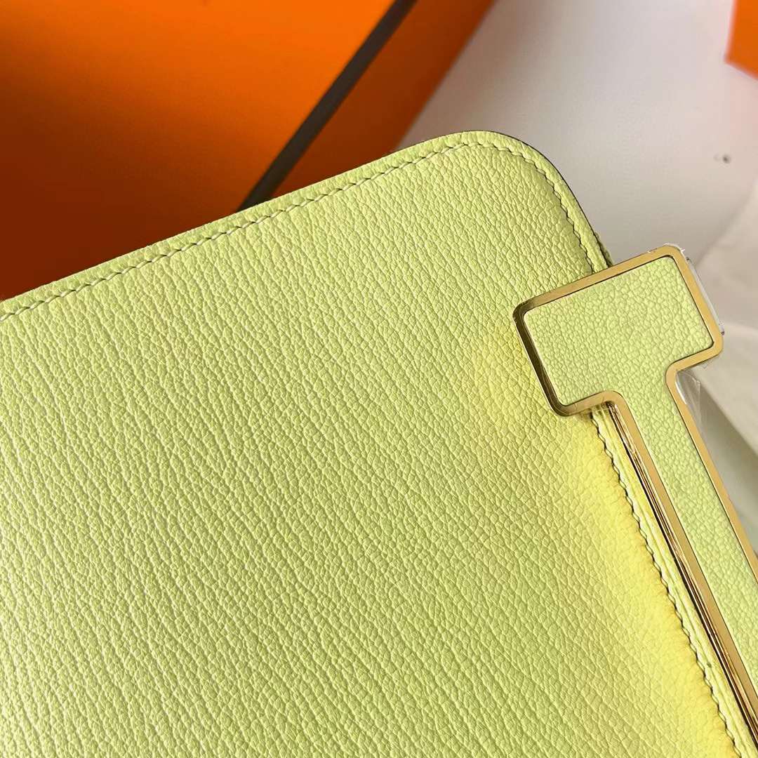 Hermès（爱马仕）Geta 木屐包 Chevre 进口山羊皮 R9 嫩芽黄 金扣 20cm 全手工蜡线缝制 Ghw