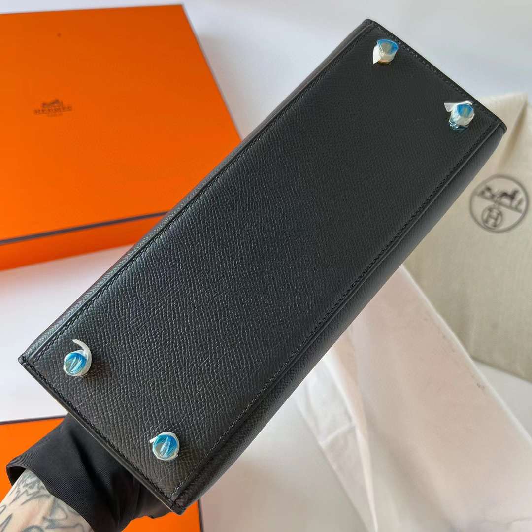 Hermès（爱马仕）Kelly 凯莉包 Epsom Ck89 黑色 金扣 25cm 全手工蜡线缝制 Ghw