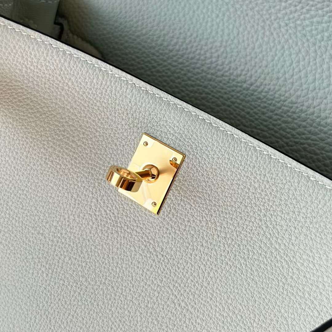 Hermès（爱马仕）Kelly 凯莉包 Togo 进口小牛皮 0W 水晶灰 金扣 25cm 全手工蜡线缝制 Ghw