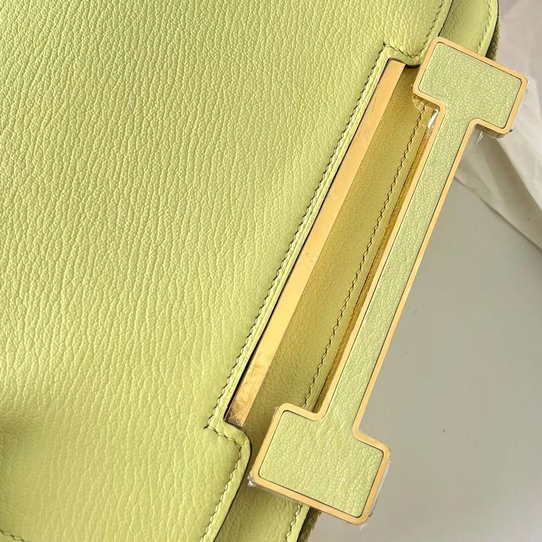 Hermès（爱马仕）Geta 木屐包 Chevre 进口山羊皮 R9 嫩芽黄 金扣 20cm 全手工蜡线缝制 Ghw
