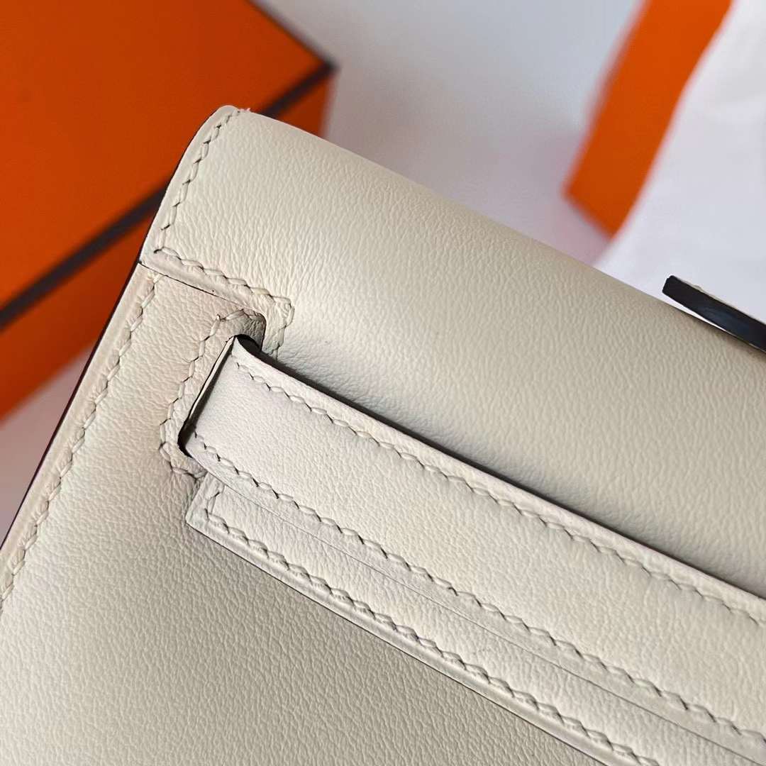 Hermès（爱马仕）Kelly cut Swift I2 奶油白 金扣 31cm 全手工蜡线缝制 Ghw