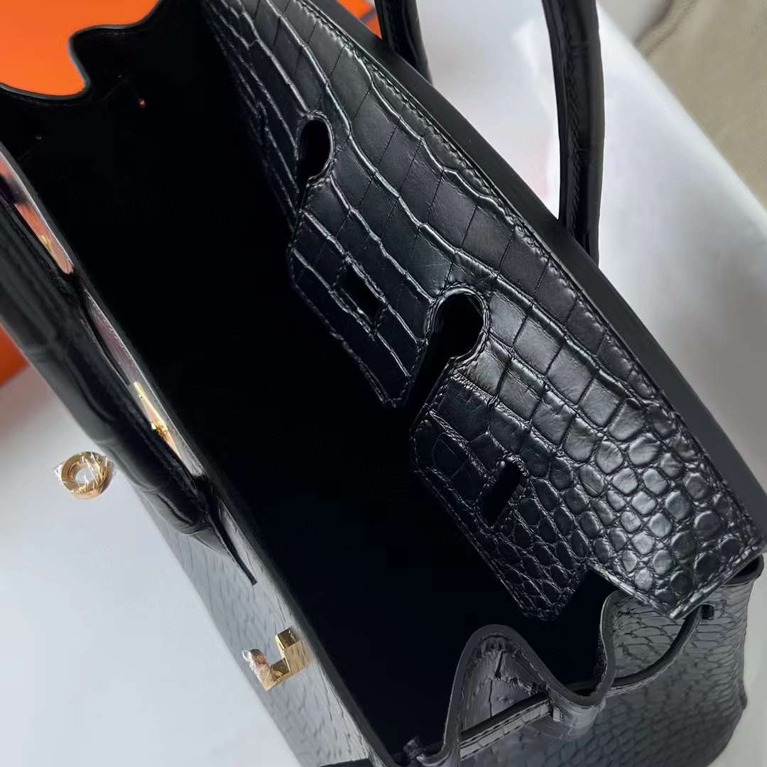 Hermès（爱马仕）Birkin 铂金包 雾面倒v澳洲湾鳄 Matte Porosus Crocodile Ck89 黑色 金扣 25cm 全手工蜡线缝制 Ghw
