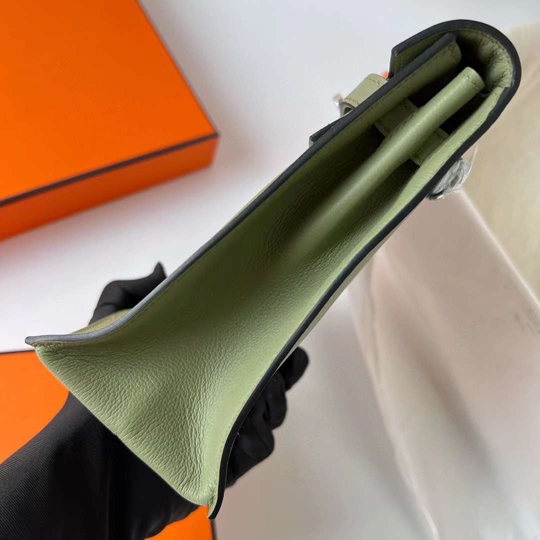 Hermès（爱马仕）Kelly danse 跳舞包 Evercolor Q1 鼠尾草绿 银扣 22cm 全手工蜡线缝制 Phw