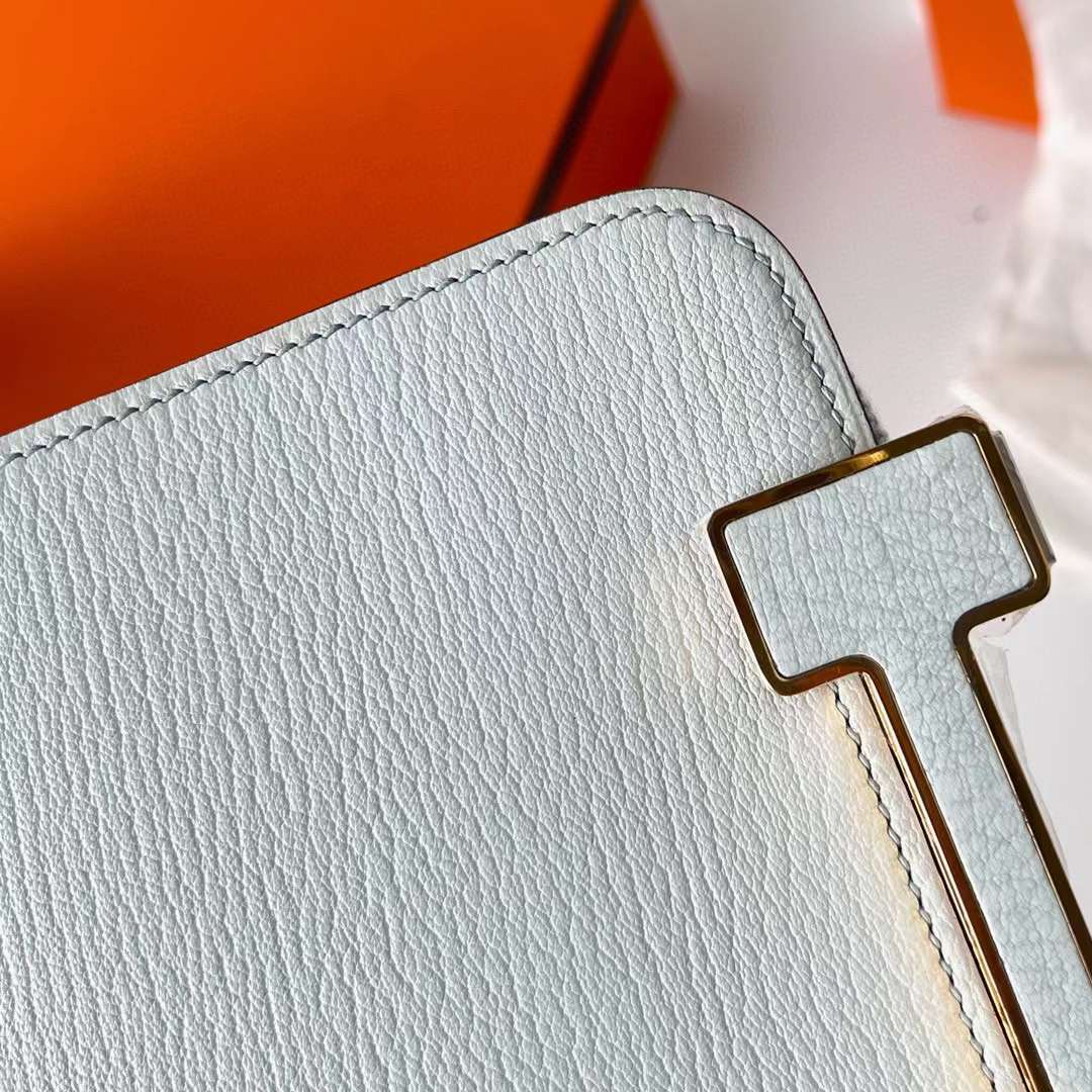 Hermès（爱马仕）Geta 木屐包 Chevre 进口山羊皮 T0 雾蓝色 金扣 20cm 全手工蜡线缝制 Ghw