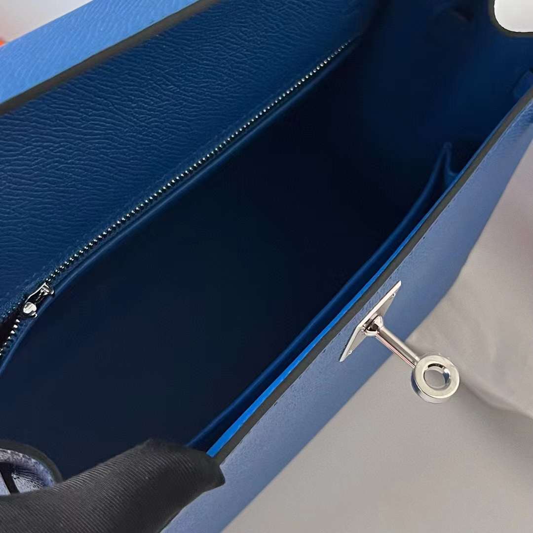 Hermès（爱马仕）Kelly 凯莉包 Epsom Ck71 法国蓝 银扣 25cm 全手工蜡线缝制 Phw