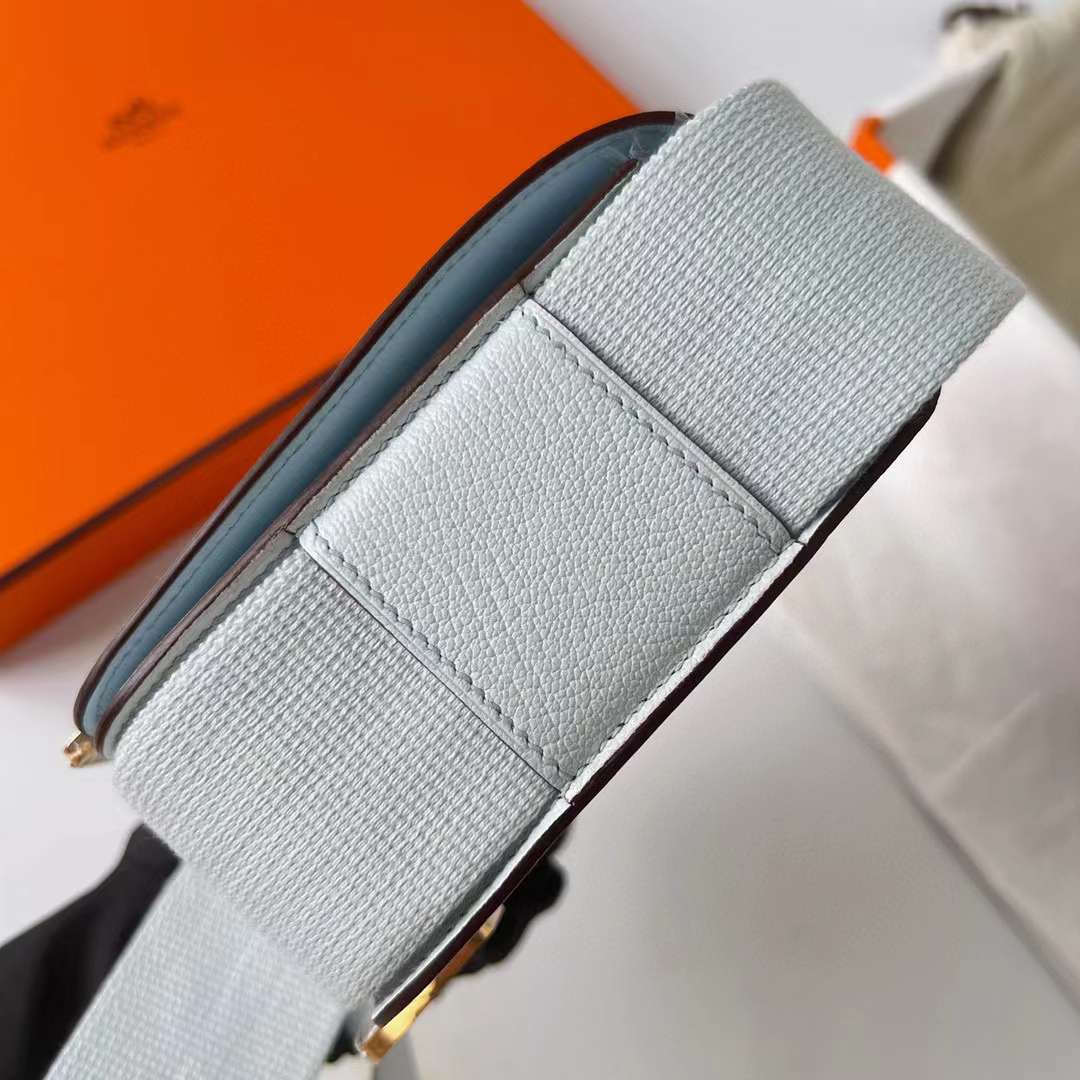 Hermès（爱马仕）Geta 木屐包 Chevre 进口山羊皮 T0 雾蓝色 金扣 20cm 全手工蜡线缝制 Ghw