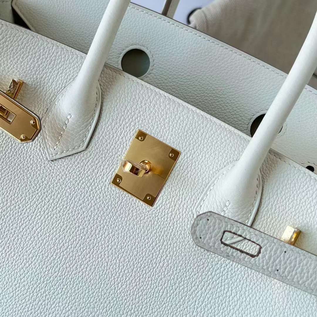 Hermès（爱马仕）Birkin 铂金包 Togo 进口小牛皮 0T 蘑菇白 金扣 30cm 全手工蜡线缝制 Ghw