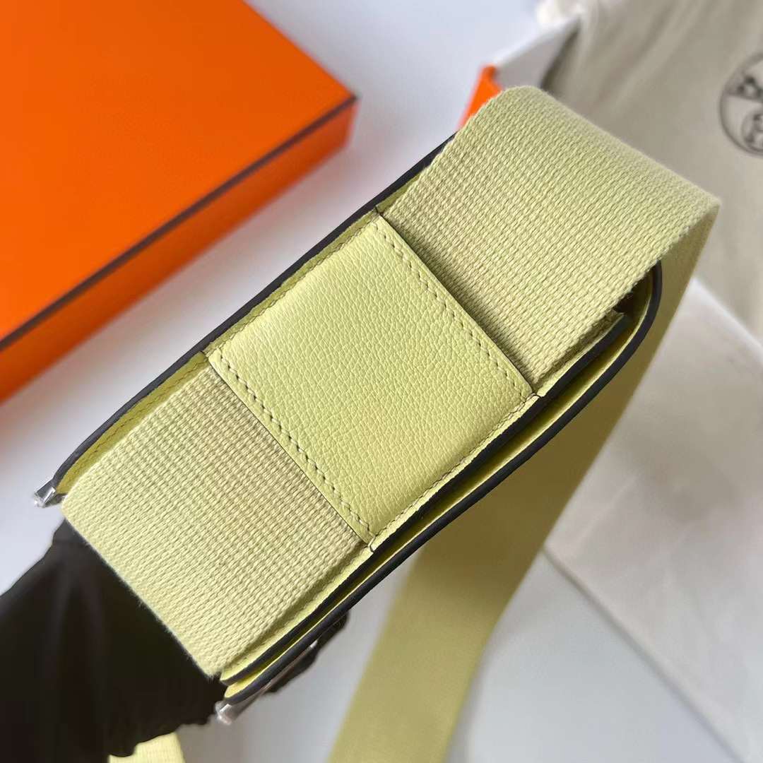 Hermès（爱马仕）Geta 木屐包 Chevre 进口山羊皮 R9 嫩芽黄 银扣 20cm 全手工蜡线缝制 Phw