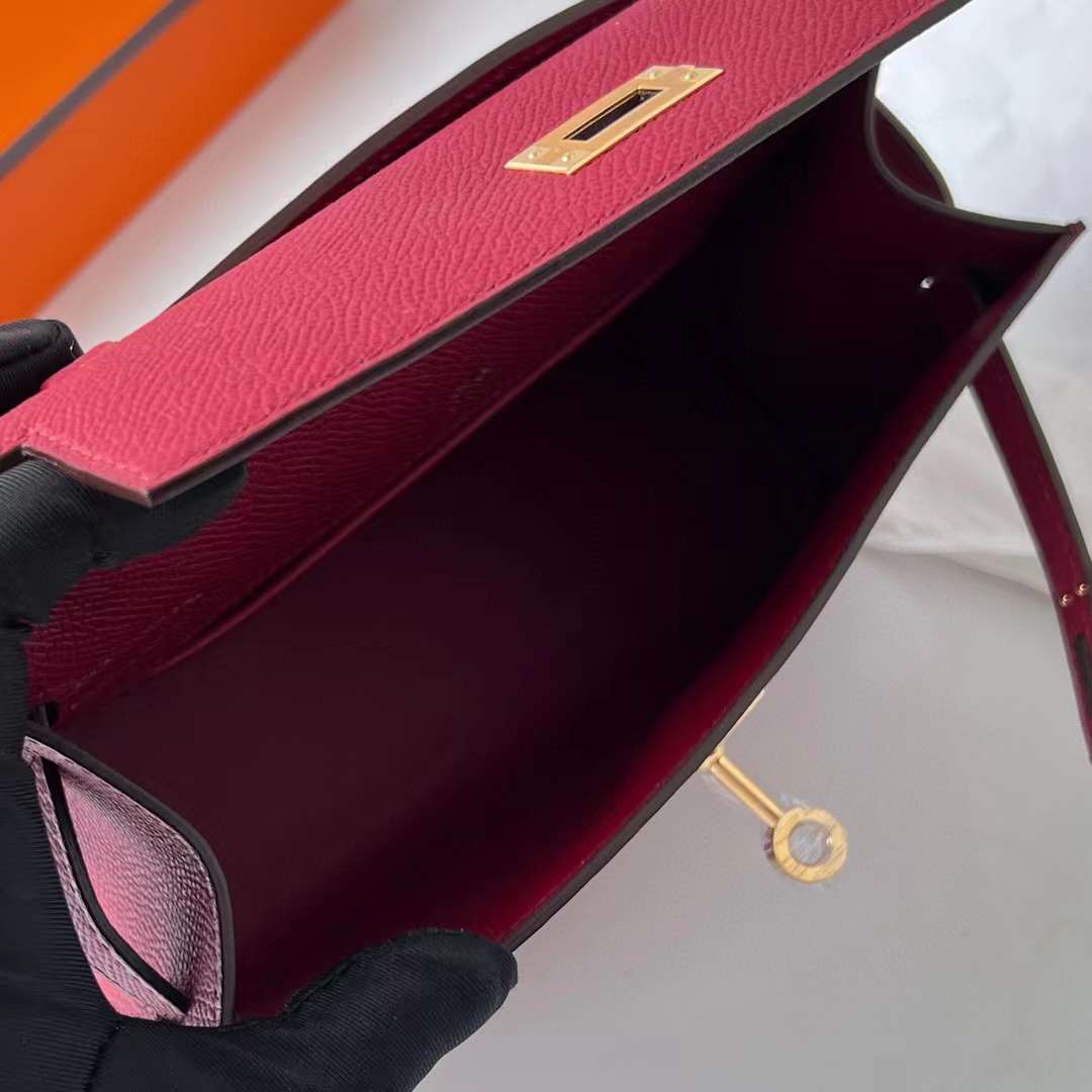 Hermès（爱马仕）Mini Kelly Pochette Epsom K1 石榴红 金扣 22cm 全手工蜡线缝制 Ghw