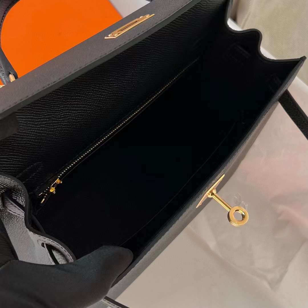Hermès（爱马仕）Kelly 凯莉包 Epsom Ck89 黑色 金扣 25cm 全手工蜡线缝制 Ghw