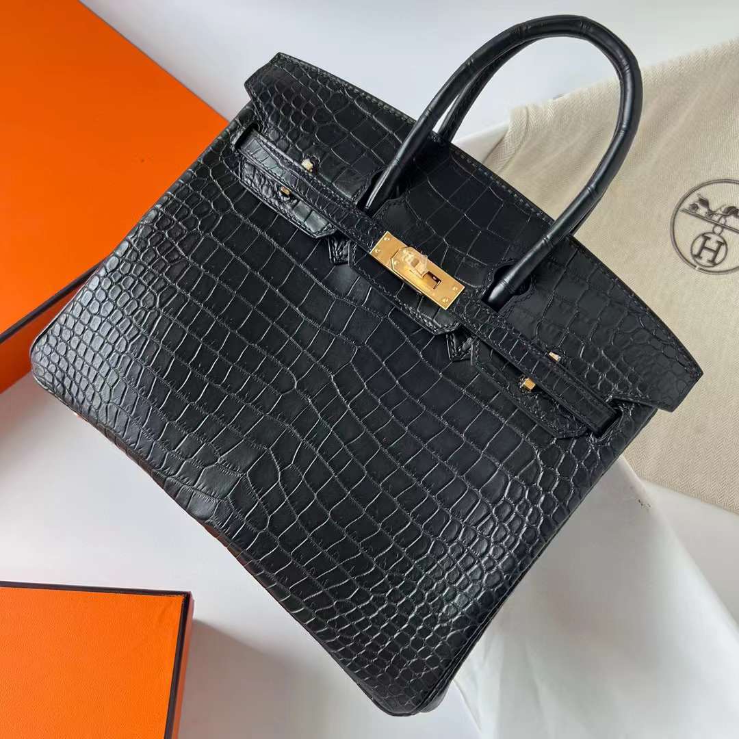 Hermès（爱马仕）Birkin 铂金包 雾面倒v澳洲湾鳄 Matte Porosus Crocodile Ck89 黑色 金扣 25cm 全手工蜡线缝制 Ghw