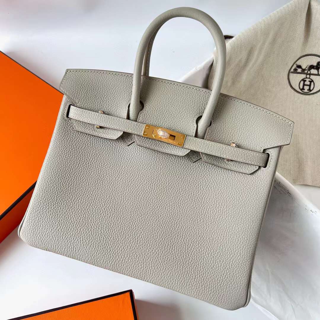 Hermès（爱马仕）Birkin 铂金包 Togo 进口德国小牛皮 Ck80 珍珠灰 金扣 25cm 全手工蜡线缝制 Ghw