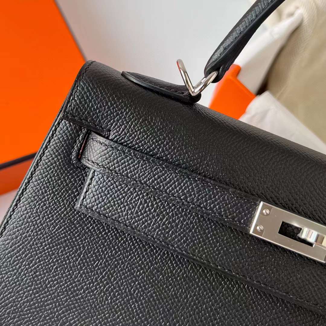 Hermès（爱马仕）Kelly 凯莉包 Epsom Ck89 黑色 银扣 25cm 全手工蜡线缝制 Phw
