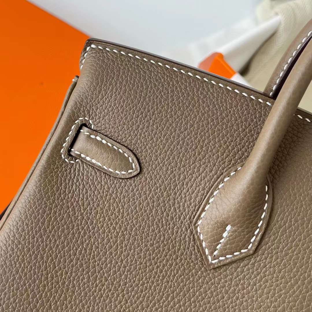 Hermès（爱马仕）Birkin 铂金包 Togo 进口小牛皮 Ck18 大象灰 金扣 25cm 全手工蜡线缝制 Ghw