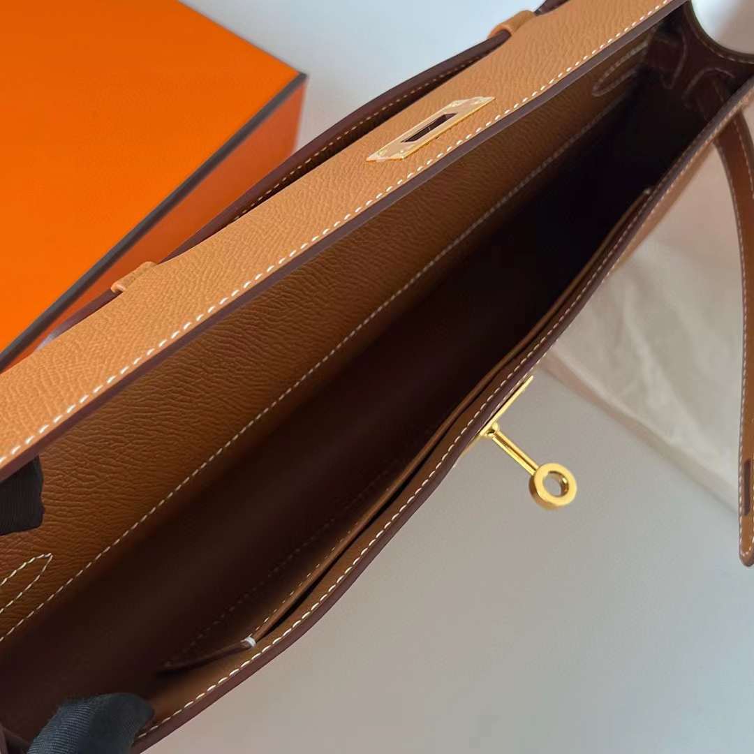 Hermès（爱马仕）Kelly cut Epsom Ck37 金棕色 金扣 31cm 全手工蜡线缝制 Ghw