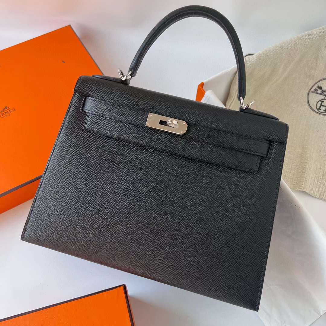 Hermès（爱马仕）Kelly 凯莉包 Epsom Ck89 黑色 银扣 28cm 全手工蜡线缝制 Phw