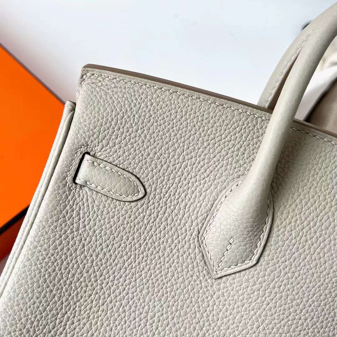 Hermès（爱马仕）Birkin 铂金包 Togo 进口德国小牛皮 Ck80 珍珠灰 金扣 25cm 全手工蜡线缝制 Ghw