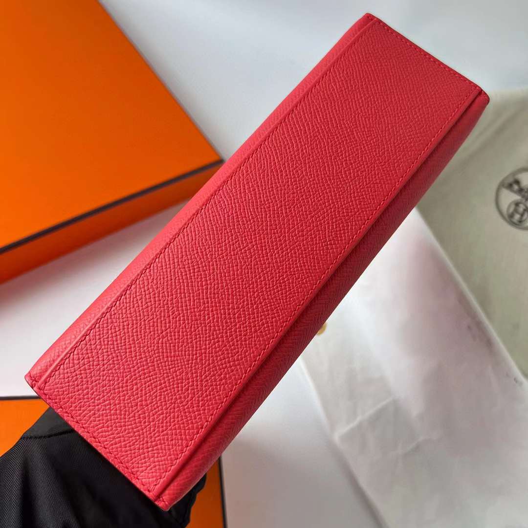 Hermès（爱马仕）Mini Kelly Pochette Epsom T5 蜜糖粉 金扣 22cm 全手工蜡线缝制 Ghw