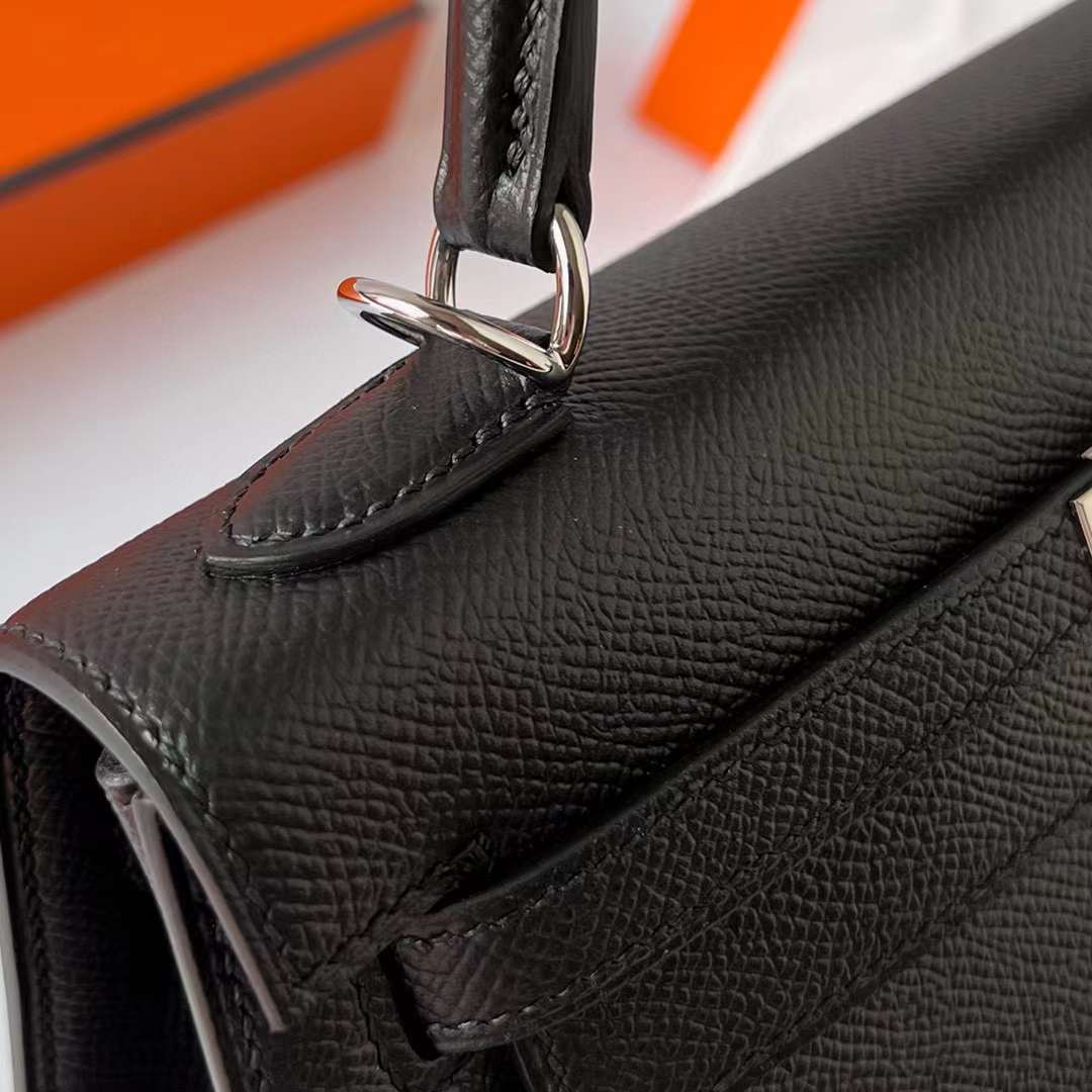 Hermès（爱马仕）Kelly 凯莉包 Epsom Ck89 黑色 银扣 25cm 全手工蜡线缝制 Phw
