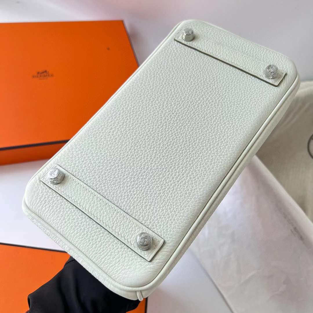Hermès（爱马仕）Birkin 铂金包 Togo皮 顶级小牛皮 0T 蘑菇白 银扣 25cm 全手工蜡线缝制 Phw