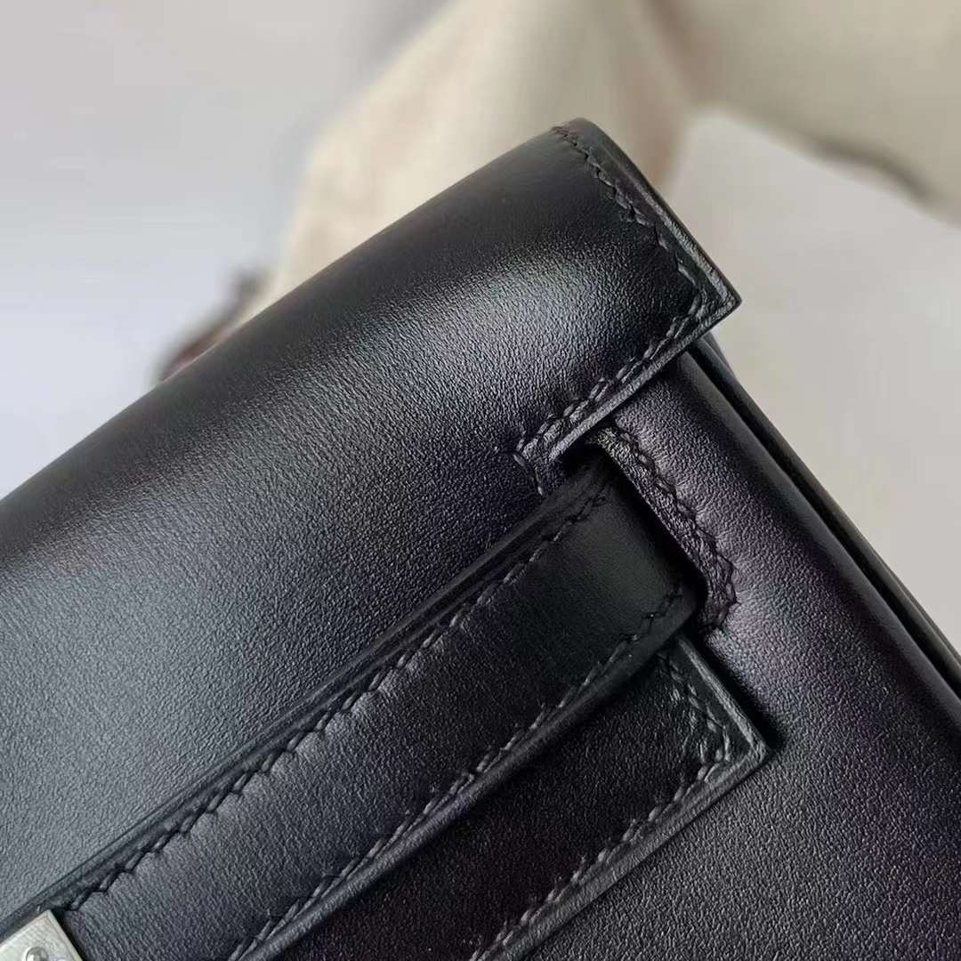 Hermès（爱马仕）Kelly Ado 双肩包 Boxcalf Ck89 黑色 银扣 22cm 全手工蜡线缝制 Phw