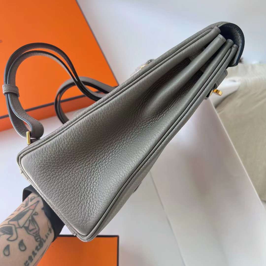 Hermès（爱马仕）Kelly Ado 双肩包 Clemence 8F 锡器灰 金扣 22cm 全手工蜡线缝制 Ghw