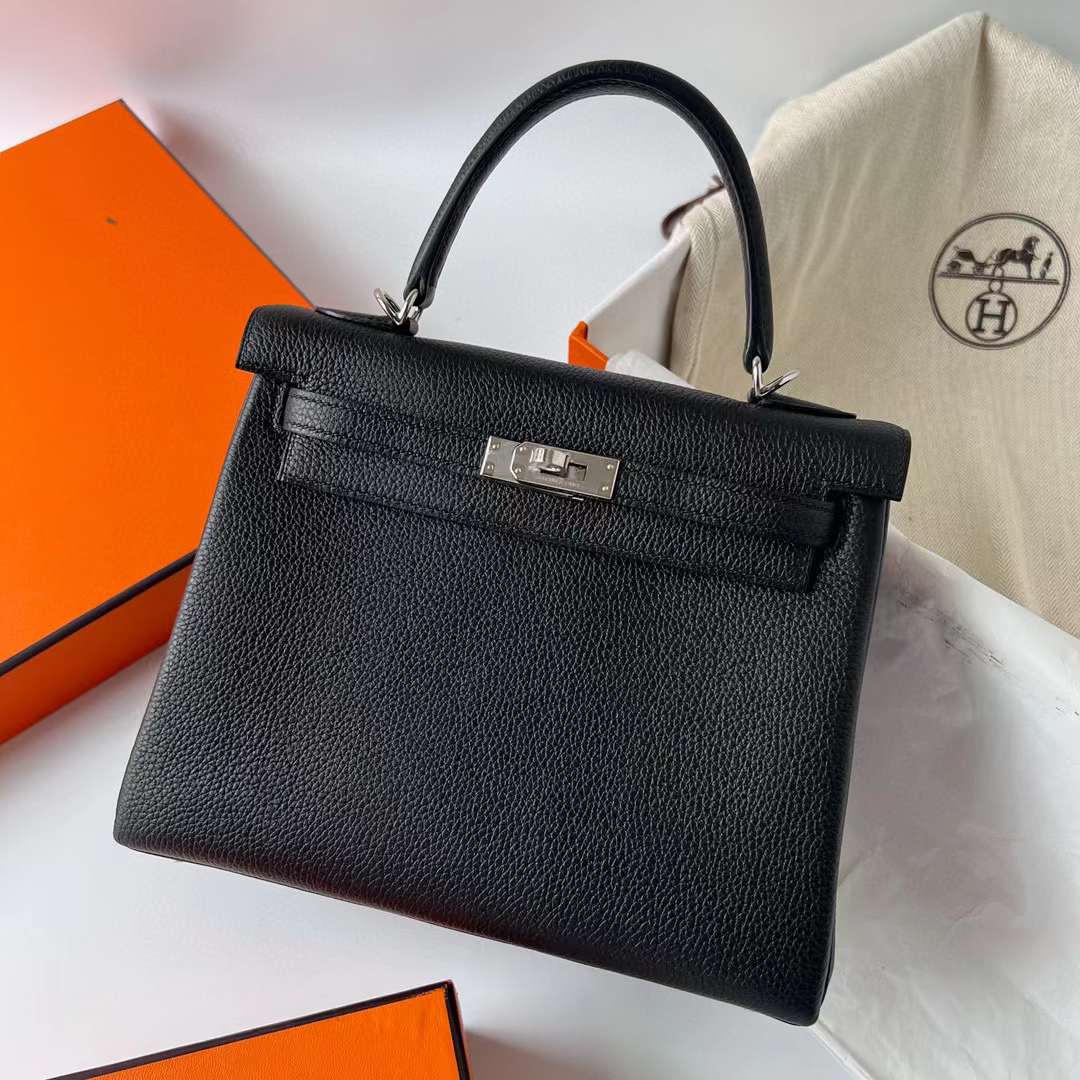Hermès（爱马仕）Kelly 凯莉包 Togo皮 进口德国小牛皮 Ck89 黑色 银扣 25cm 全手工蜡线缝制 Phw