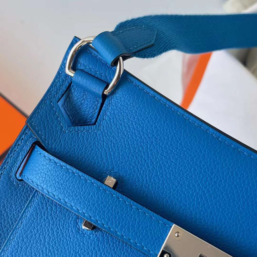Hermès（爱马仕）Mini Jypsiere Evercolor Ck71 法国蓝 银扣 23cm 全手工蜡线缝 Phw