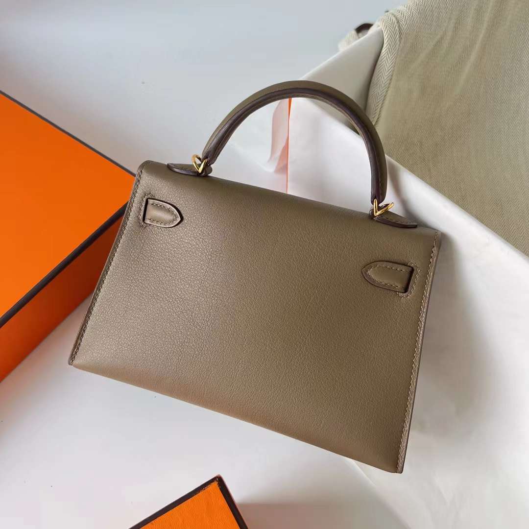 Hermès（爱马仕）Mini Kelly 迷你凯莉 Swift Ck18 大象灰 金扣 19cm 全手工蜡线缝制 Ghw