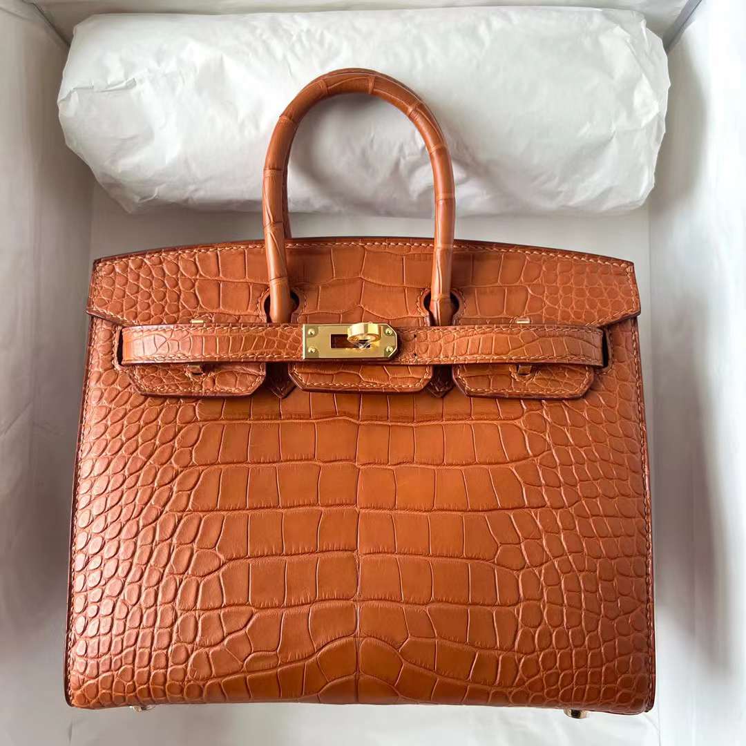 Hermès（爱马仕）Birkin 铂金包 雾面美洲鳄鱼皮 Matte Alligator Crocodile Ck37 金棕色 金扣 20cm 全手工蜡线缝制 Ghw