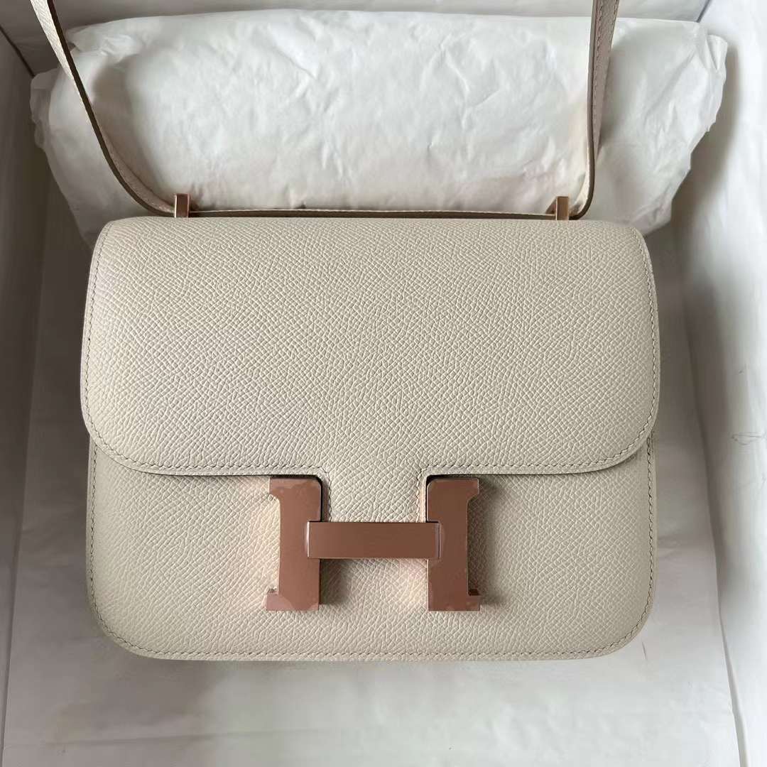Hermès（爱马仕）Constance 空姐包 Epsom Ck10 奶昔白 玫瑰金扣 19cm 全手工蜡线缝制 RGhw