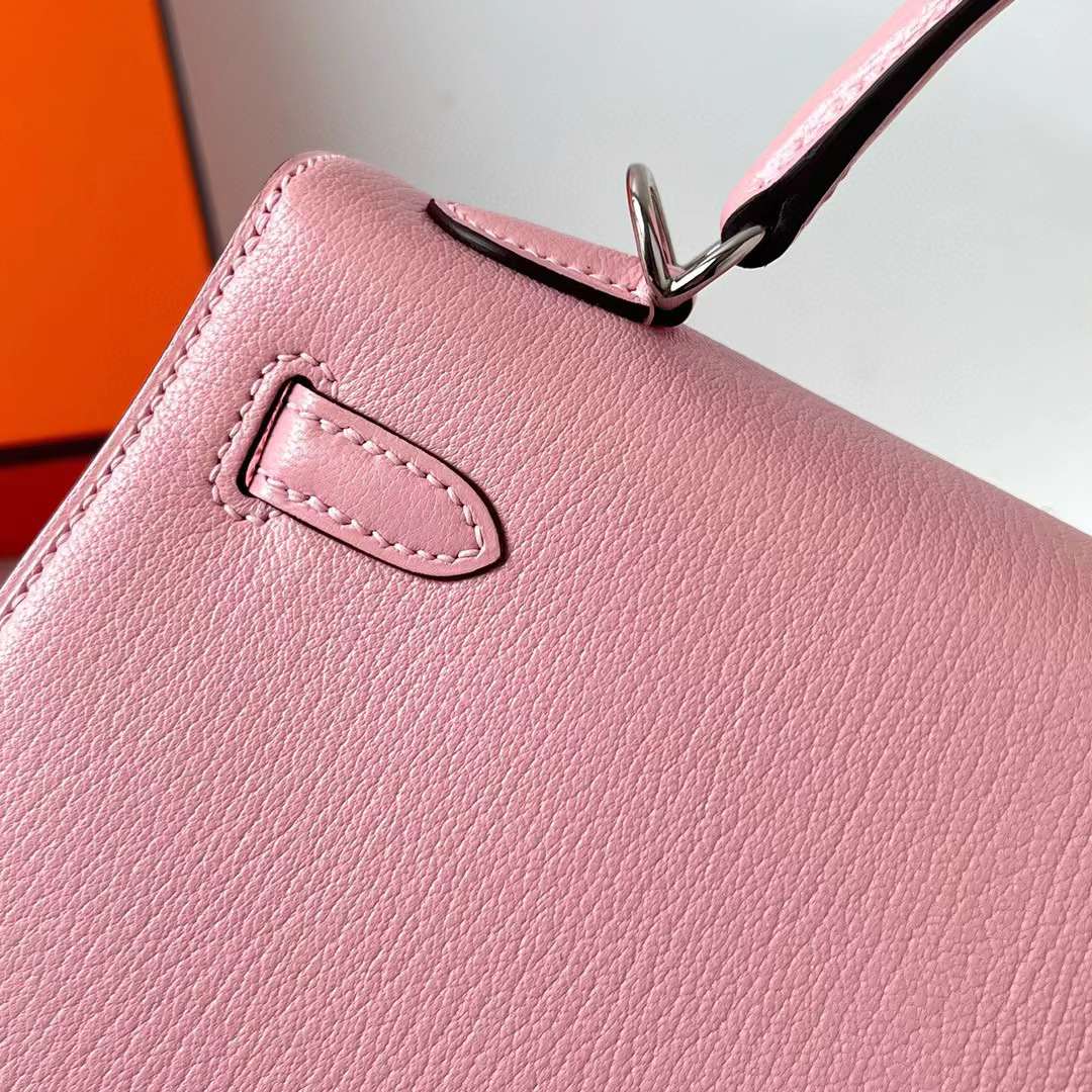 Hermès（爱马仕）Kelly 凯莉包 Chevre 进口山羊皮 3Q 新粉色 内拼 I2 奶油白 银扣 25cm 全手工蜡线缝制 Phw