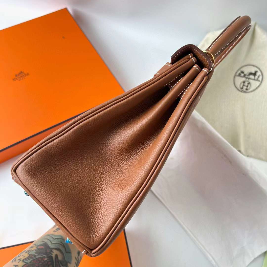 Hermès（爱马仕）Kelly 凯莉包 Togo皮 Ck37 金棕色 金扣 28cm 全手工蜡线缝制 Ghw