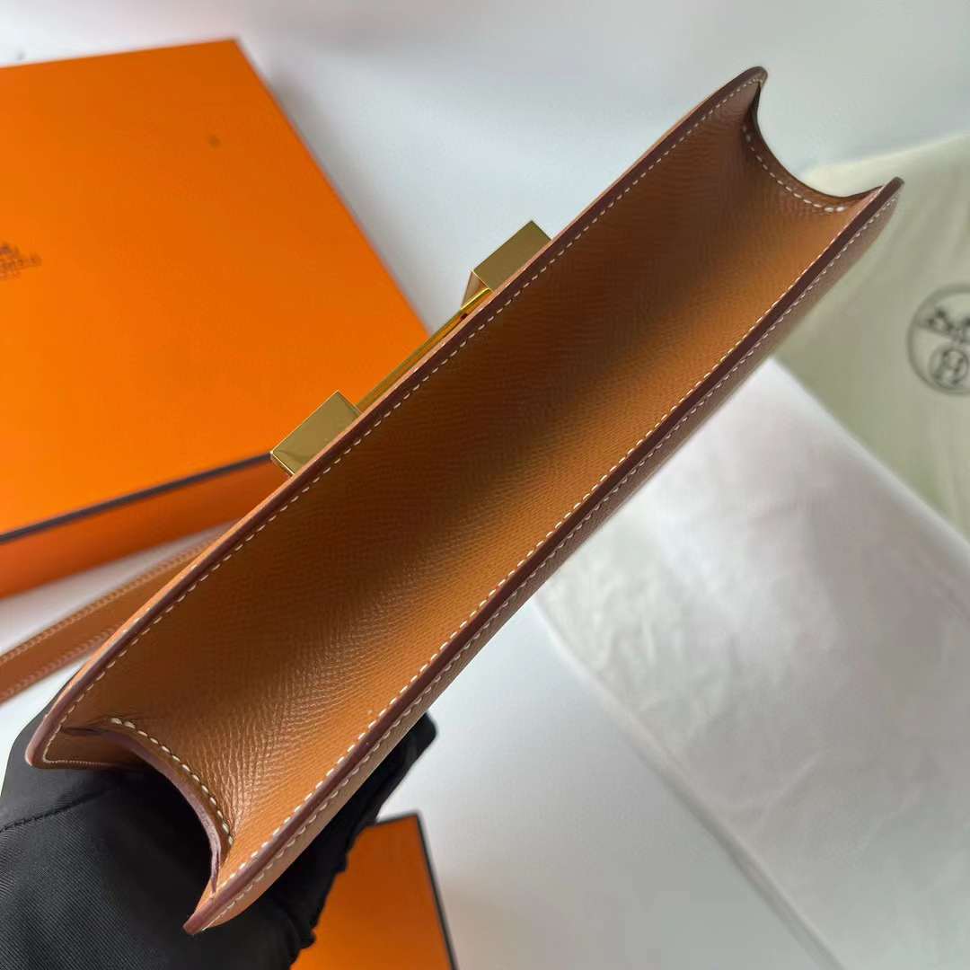 Hermès（爱马仕）Constance 空姐包 Epsom Ck37 金棕色 金扣 1-24cm 全手工蜡线缝制 Ghw