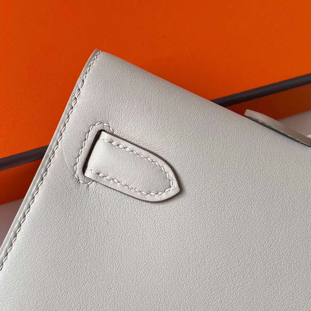 Hermès（爱马仕）Kelly cut Swift Ck80 珍珠灰 金扣 31cm 全手工蜡线缝制 Ghw