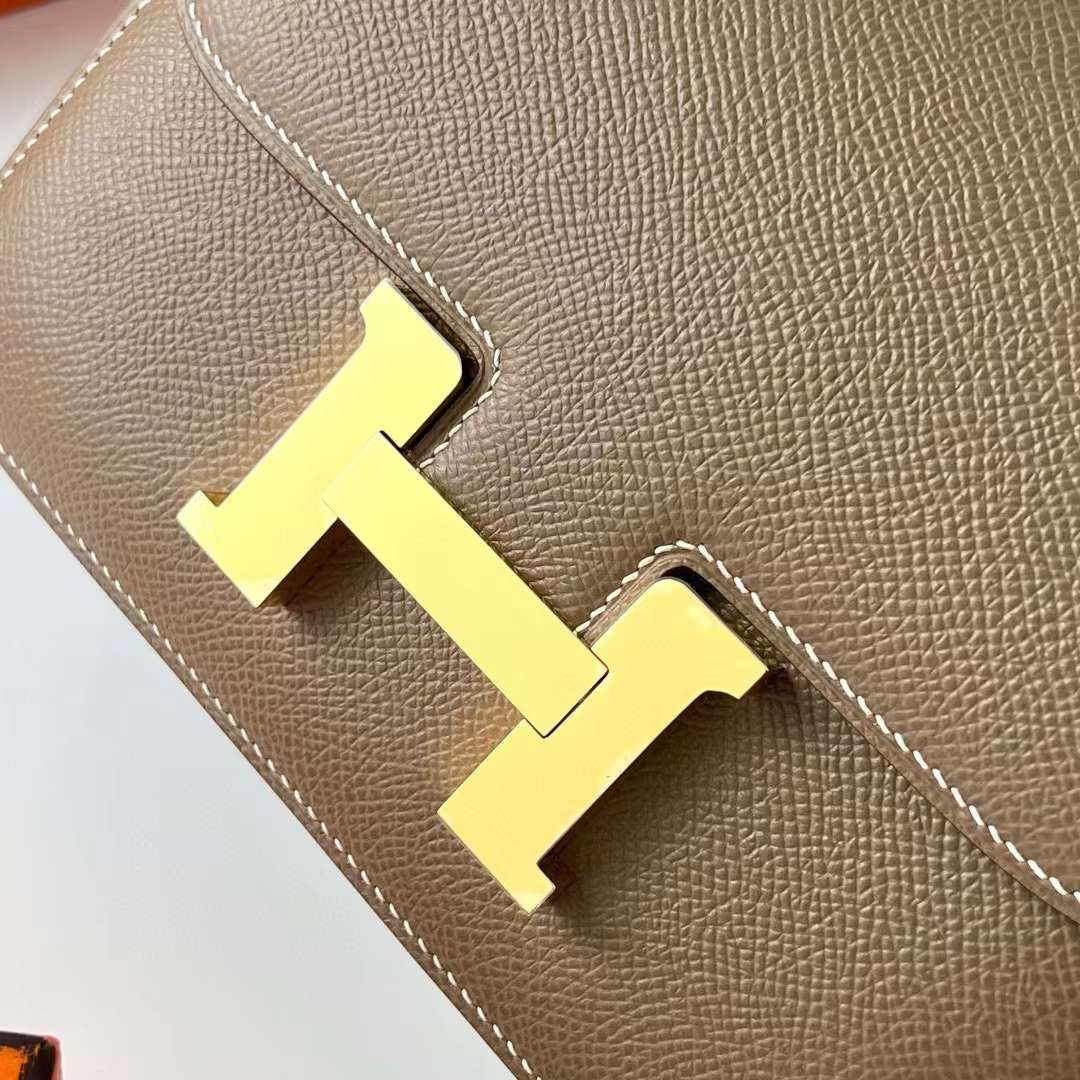 Hermès（爱马仕）Constance 空姐包 Epsom Ck18 大象灰 金扣 19cm 全手工蜡线缝制 Ghw