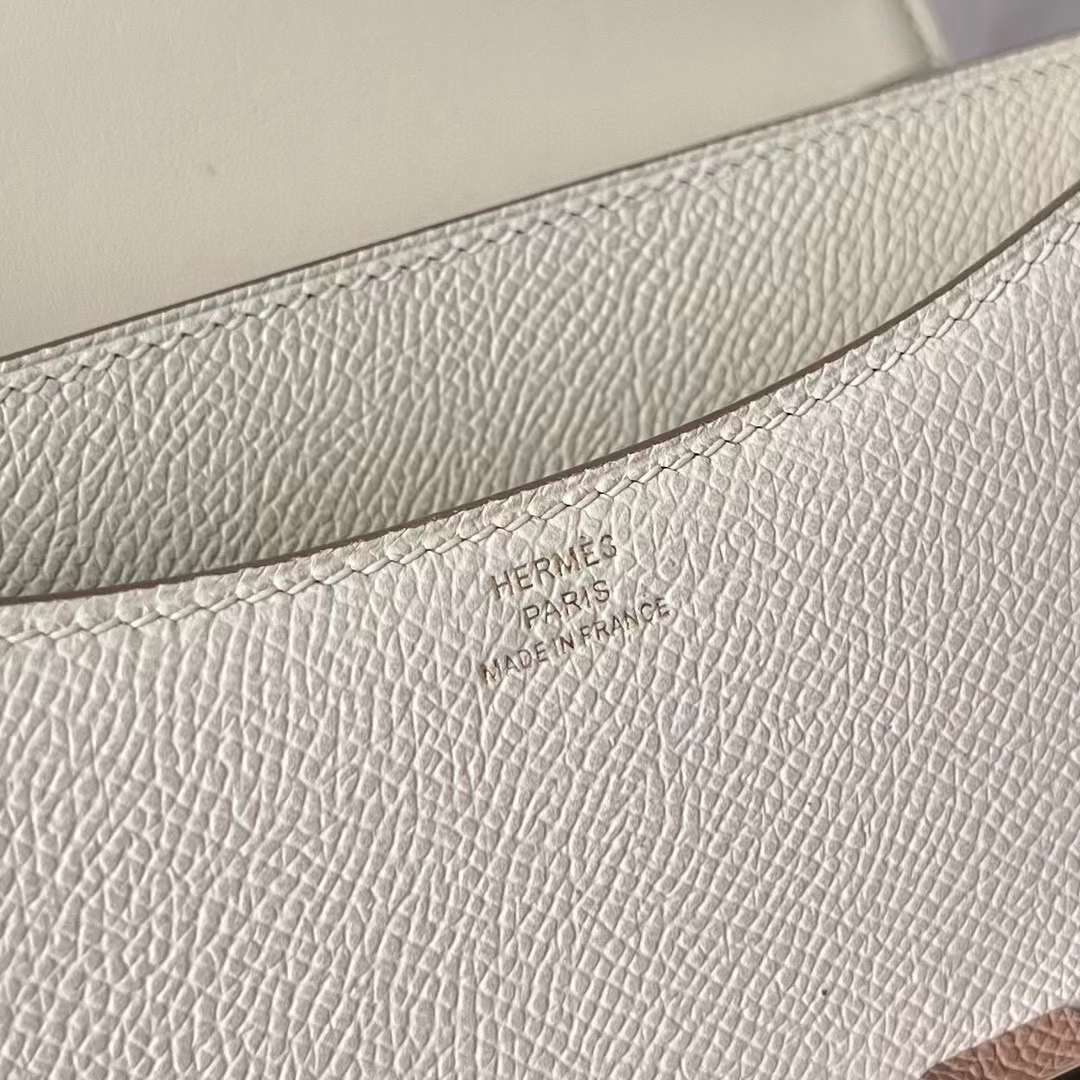 Hermès（爱马仕）Constance 空姐包 Epsom Ck10 奶昔白 玫瑰金扣 19cm 全手工蜡线缝制 RGhw