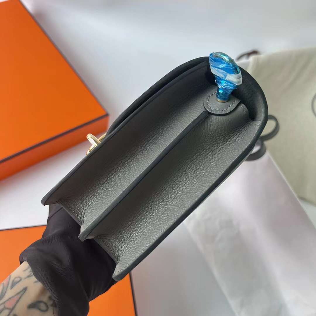 Hermès（爱马仕）Roulis 猪鼻子 Evercolor 0L 积雨云灰 浅金扣 18cm 全手工蜡线缝制