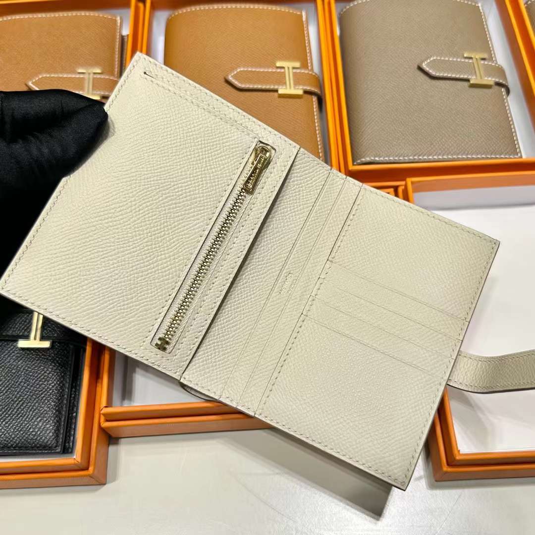 Hermès（爱马仕）Bearn Short 短款钱包 Epsom 进口手掌纹皮 Ck10 奶昔白 金扣 全手工蜡线缝制