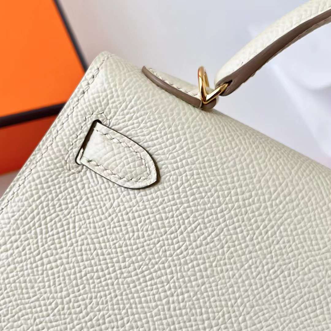 Hermès（爱马仕）Mini Kelly 迷你凯莉 Epsom Ck10 奶昔白 金扣 19cm 全手工蜡线缝制 Ghw