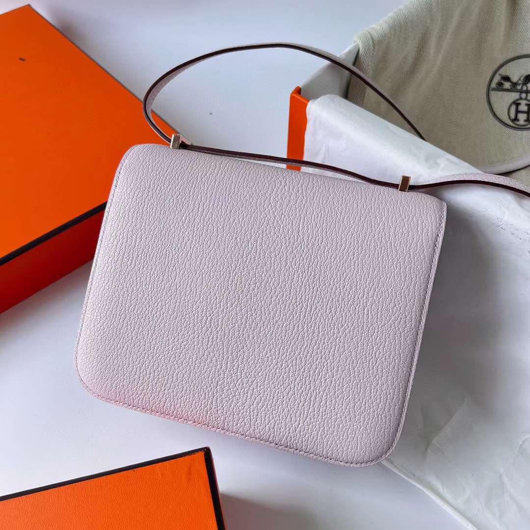 Hermès（爱马仕）Constance 空姐包 Chevre 进口山羊皮 09 梦幻粉紫 玫瑰金扣 19cm 全手工蜡线缝制 Rghw