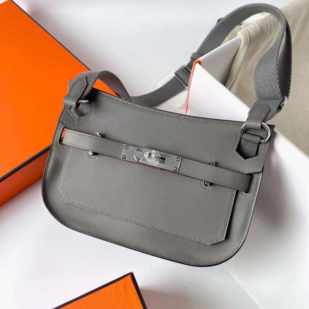 Hermès（爱马仕）Mini Jypsiere 迷你吉普赛 Swift 0L 积雨云灰 银扣 23cm 全手工蜡线缝制 Phw