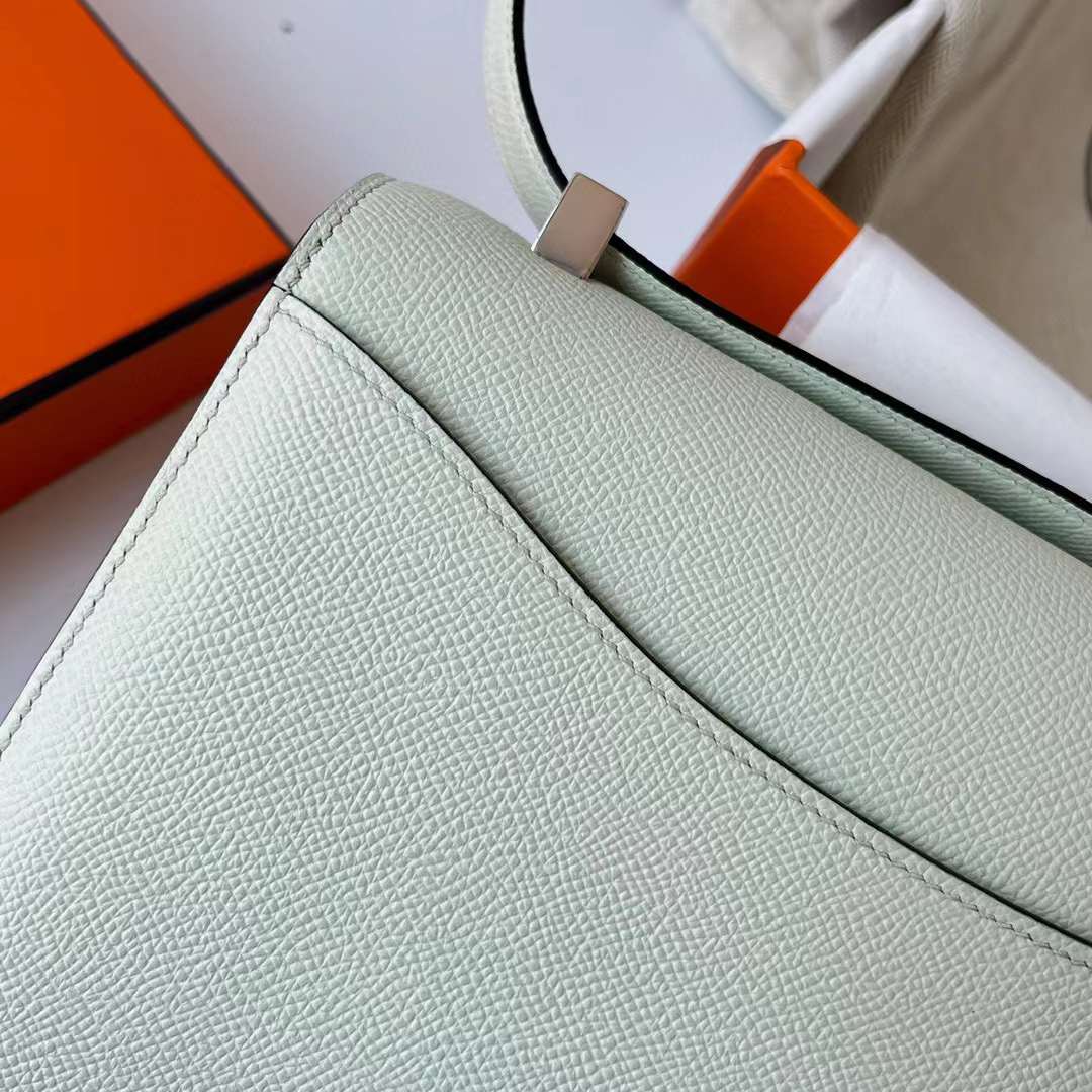 Hermès（爱马仕）Constance 空姐包 Epsom 0S 气泡绿 银扣 1-24cm 全手工蜡线缝制 Phw