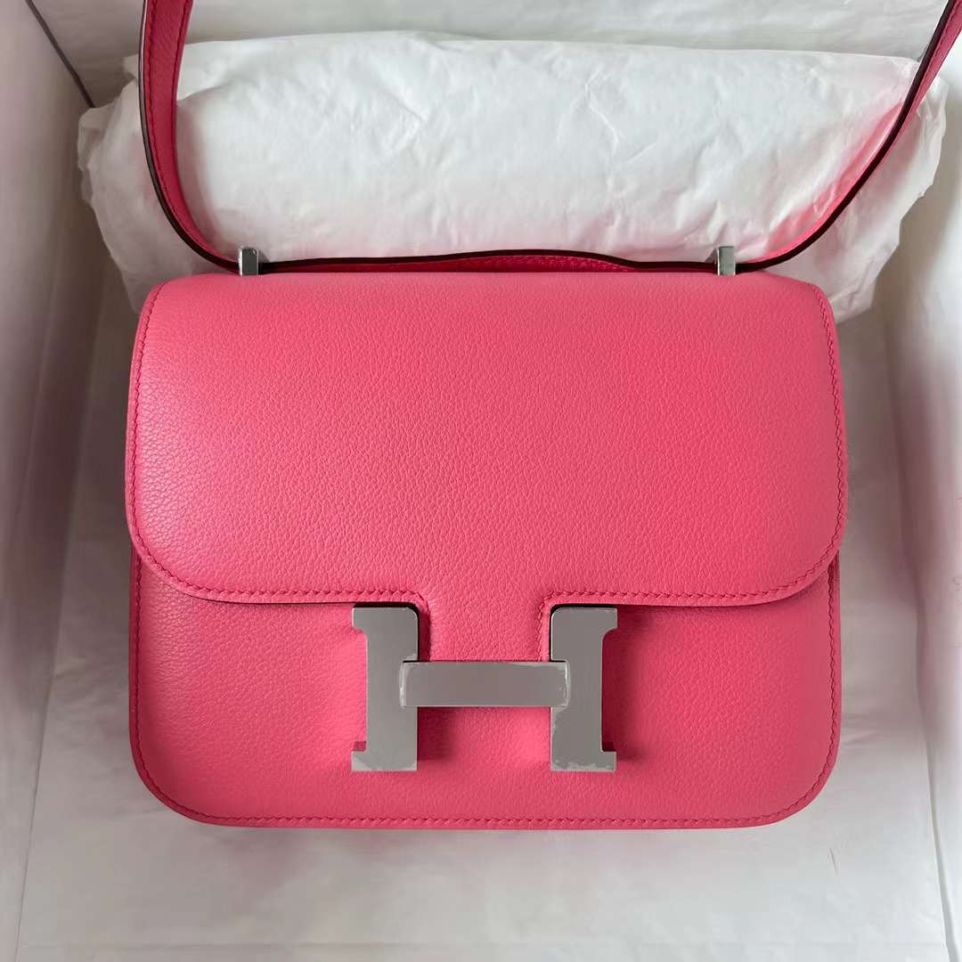 Hermès（爱马仕）Constance 空姐包 Evercolor 8w 新唇膏粉 银扣 19cm 全手工蜡线缝制 Phw