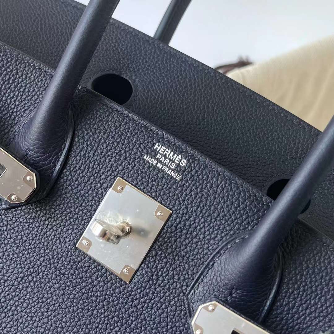 Hermès（爱马仕）Birkin 铂金包 Togo皮 进口顶级小牛皮 2Z 午夜蓝 银扣 30cm 全手工蜡线缝制 Phw